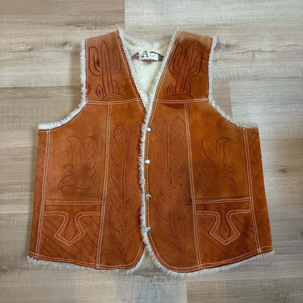 Vintage 70s Western Leather Suede Sherpa Vest Made in Mexico Desert Embossing
